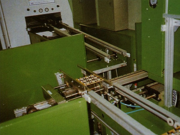 机板插件线规划<br>Parts Insertion Line Layout